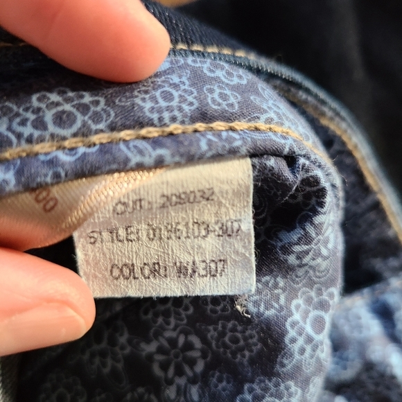 Paige "Hidden Hills" bootcut jeans with double button fly in dark rinse - Size31 - Picture 8 of 16